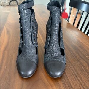 Chanel Textured Button Ankle Booties – Black, Size 39